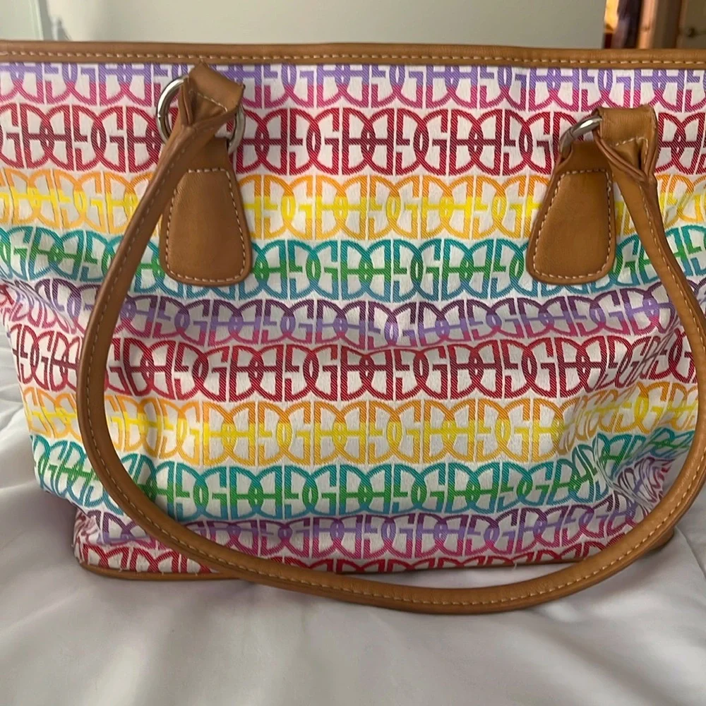 Giani Bernini Rainbow Logo Shoulder Bag! Cute lite weight canvas for anytime use